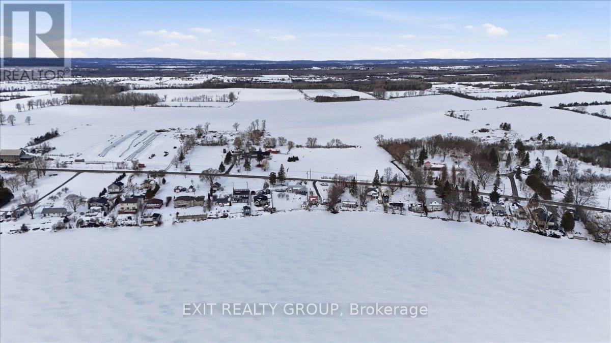 1083 Lakeside Drive, Prince Edward County (Ameliasburg Ward), Ontario  K0K 1T0 - Photo 43 - X13022136