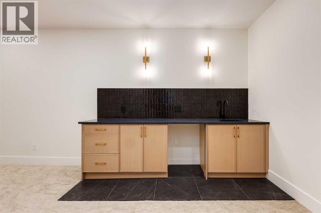 631 28 Avenue NW, Calgary, Alberta  T2M 2L2 - Photo 36 - A2276819