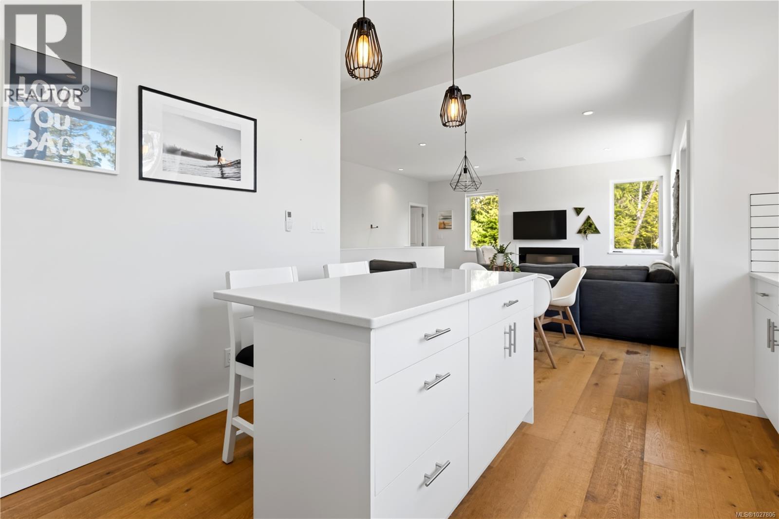 823 Lorne White Pl, Ucluelet, British Columbia  V0R 3A0 - Photo 27 - 1027806