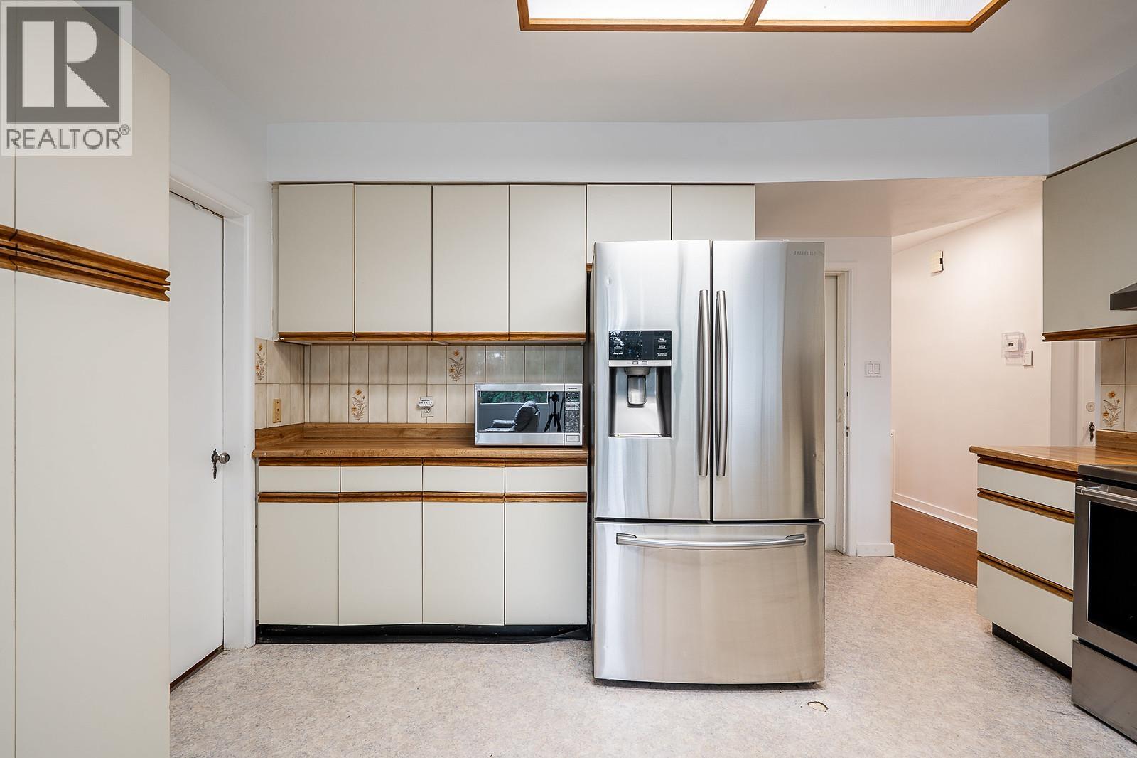 1440 Mountain Highway, North Vancouver, British Columbia  V7J 2M3 - Photo 19 - R3113463