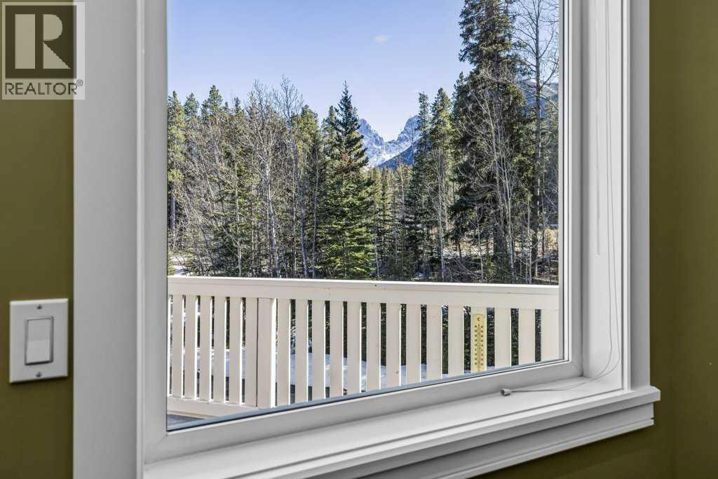 49, 127 Carey, Canmore, Alberta  T1W 2R3 - Photo 18 - A2301101
