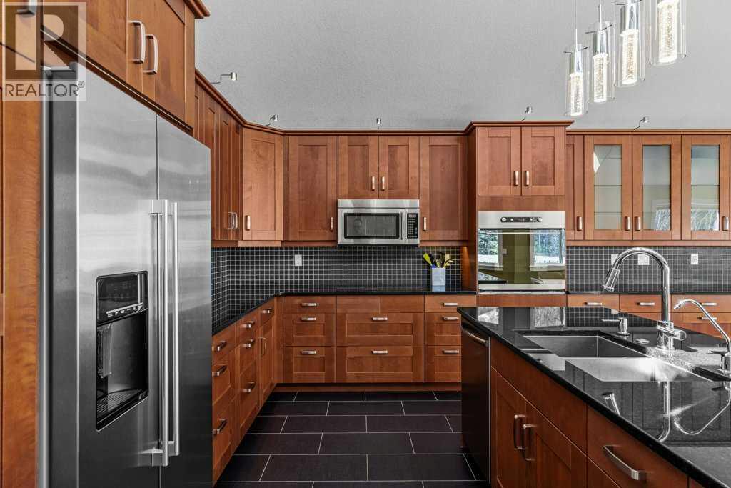 49, 127 Carey, Canmore, Alberta  T1W 2R3 - Photo 5 - A2301101