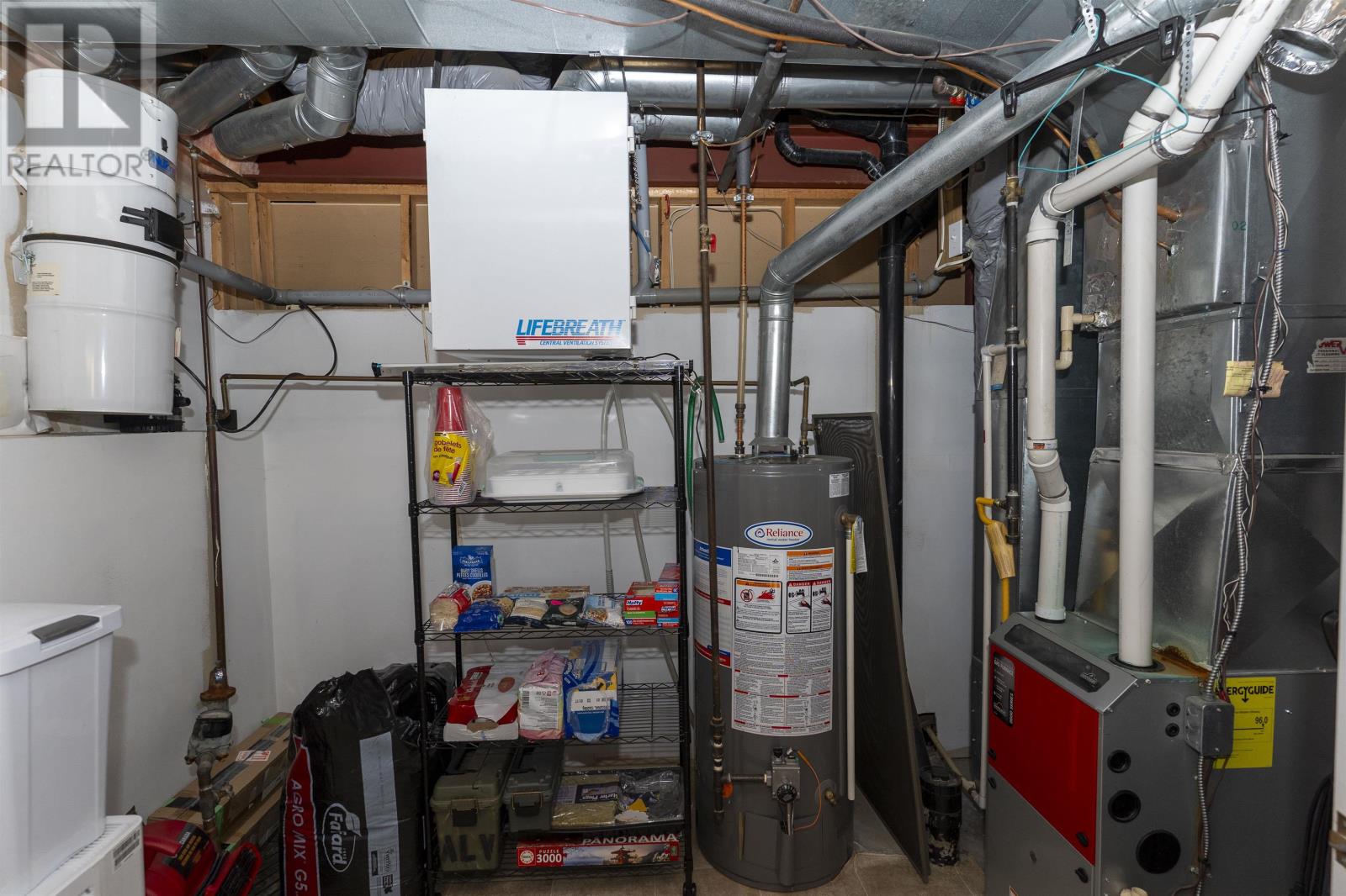 211 Linden Ct, Thunder Bay, Ontario  P7B 6R6 - Photo 30 - TB2600751