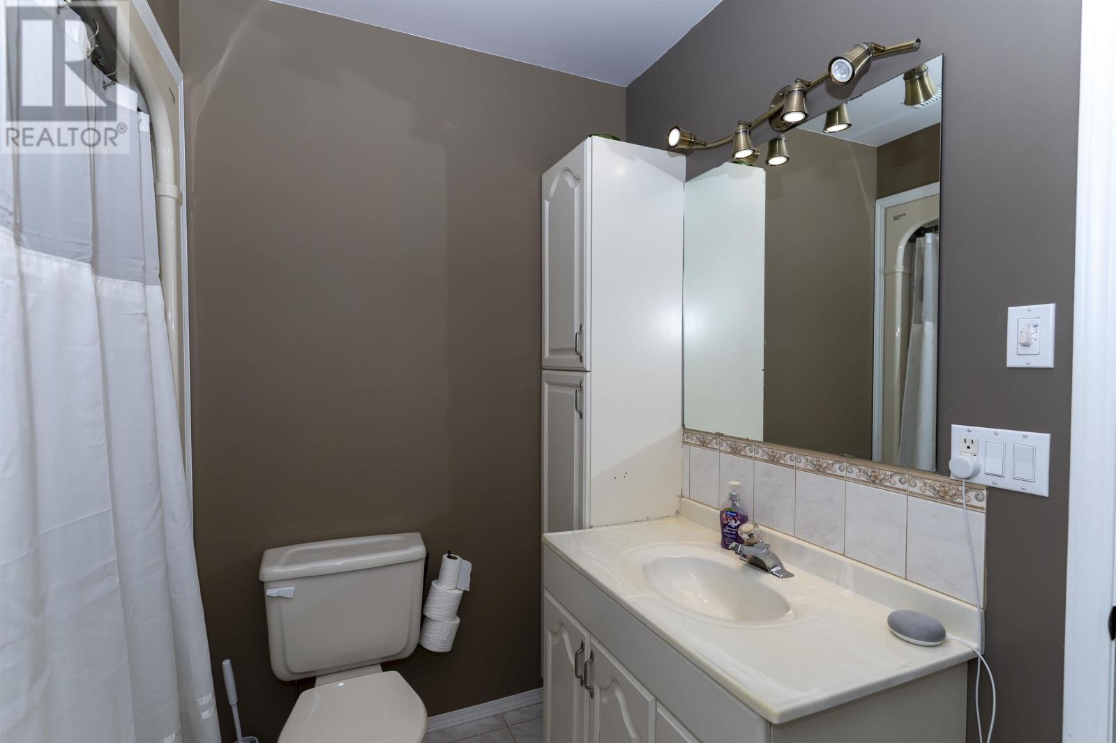 211 Linden Ct, Thunder Bay, Ontario  P7B 6R6 - Photo 29 - TB2600751