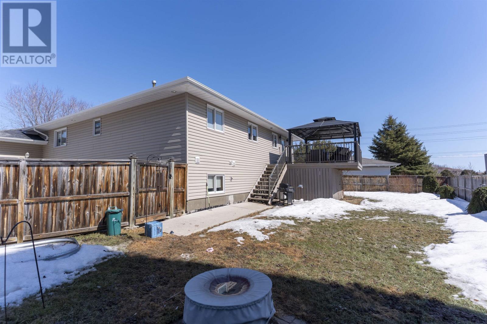 211 Linden Ct, Thunder Bay, Ontario  P7B 6R6 - Photo 43 - TB2600751