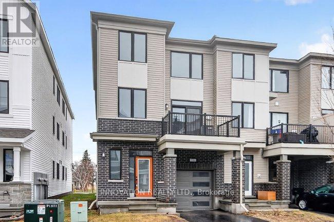 16 Caspian Row, Ottawa, Ontario  K2V 0R7 - Photo 2 - X13022022