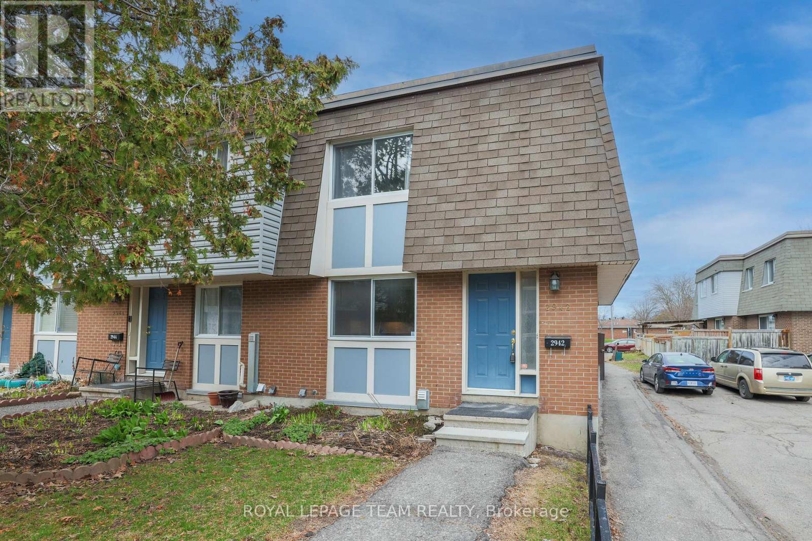 - - 2942 FAIRLEA CRESCENT, Ottawa, Ontario