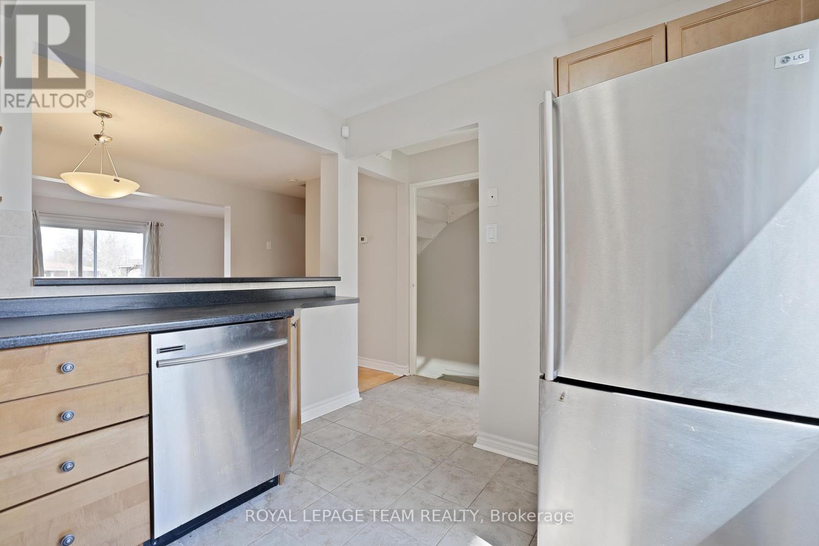 - - 2942 Fairlea Crescent, Ottawa, Ontario  K1V 8T7 - Photo 6 - X13022168