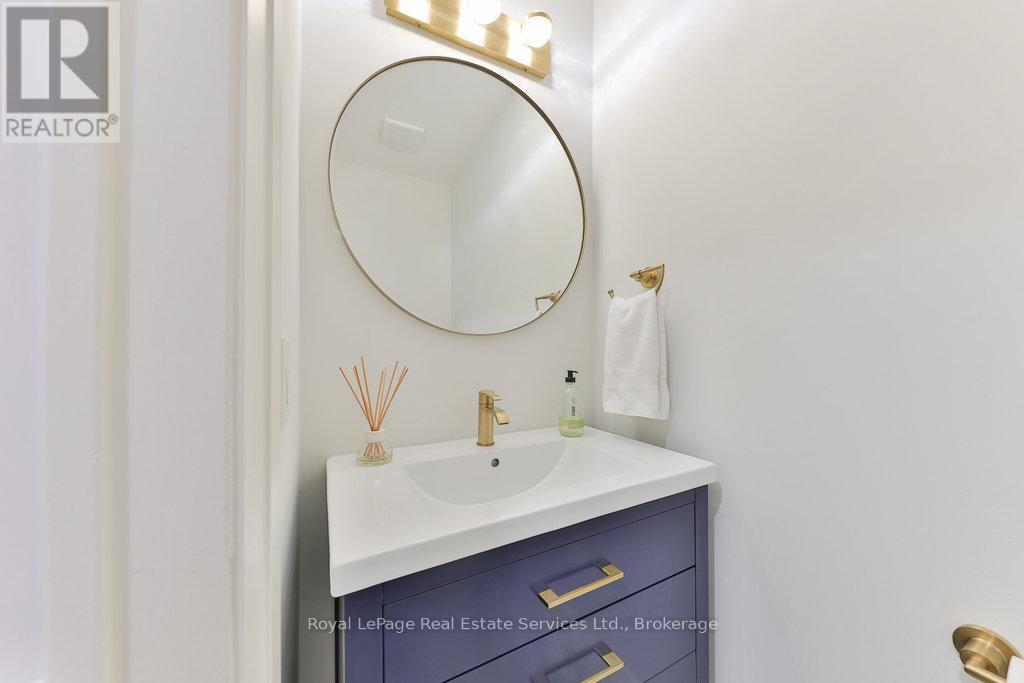 1531 Stoneybrook Trail, Oakville, Ontario  L6M 2R4 - Photo 20 - W13022096