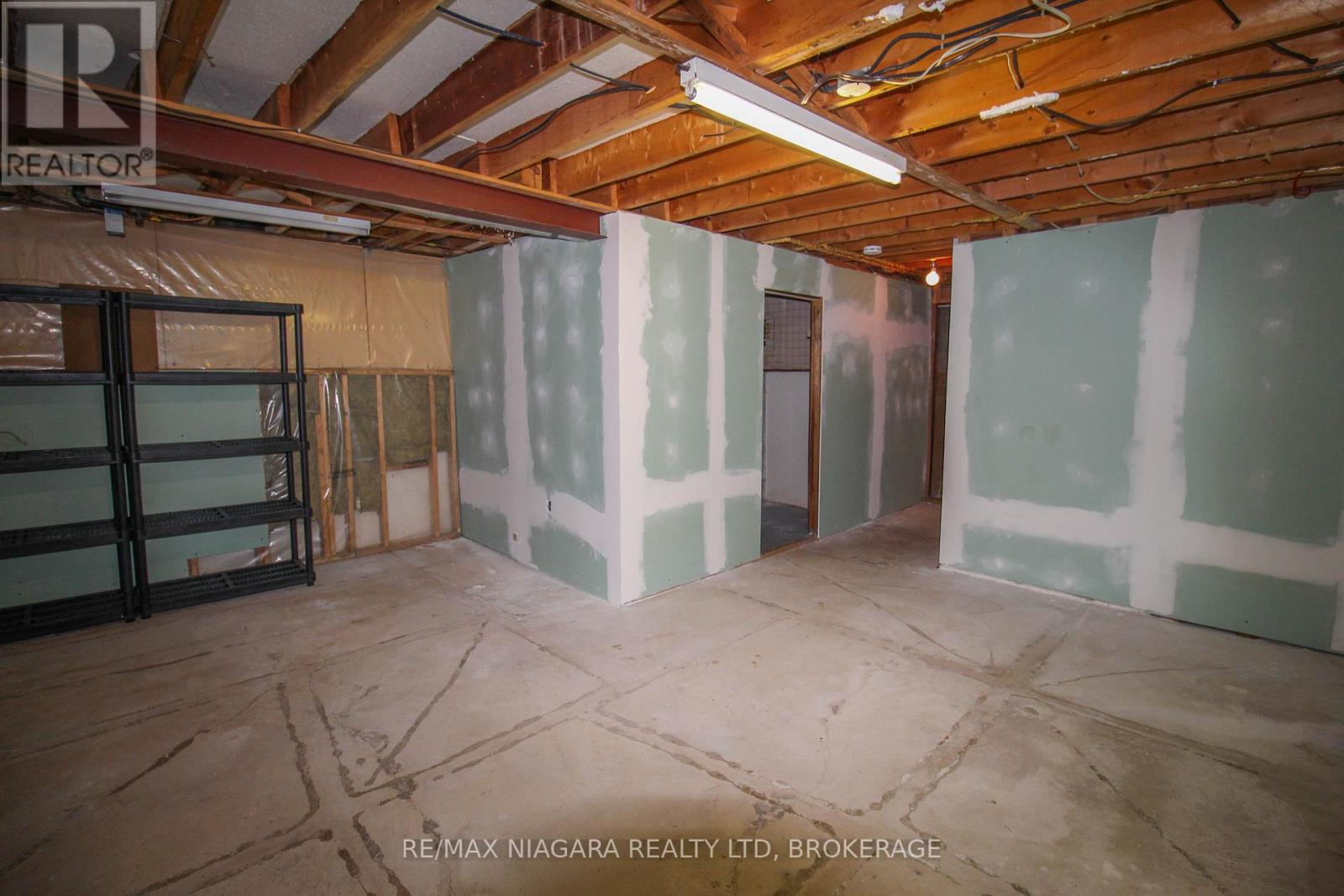 106 - 5095 Pinedale Avenue, Burlington, Ontario  L7L 5K3 - Photo 18 - W13022228