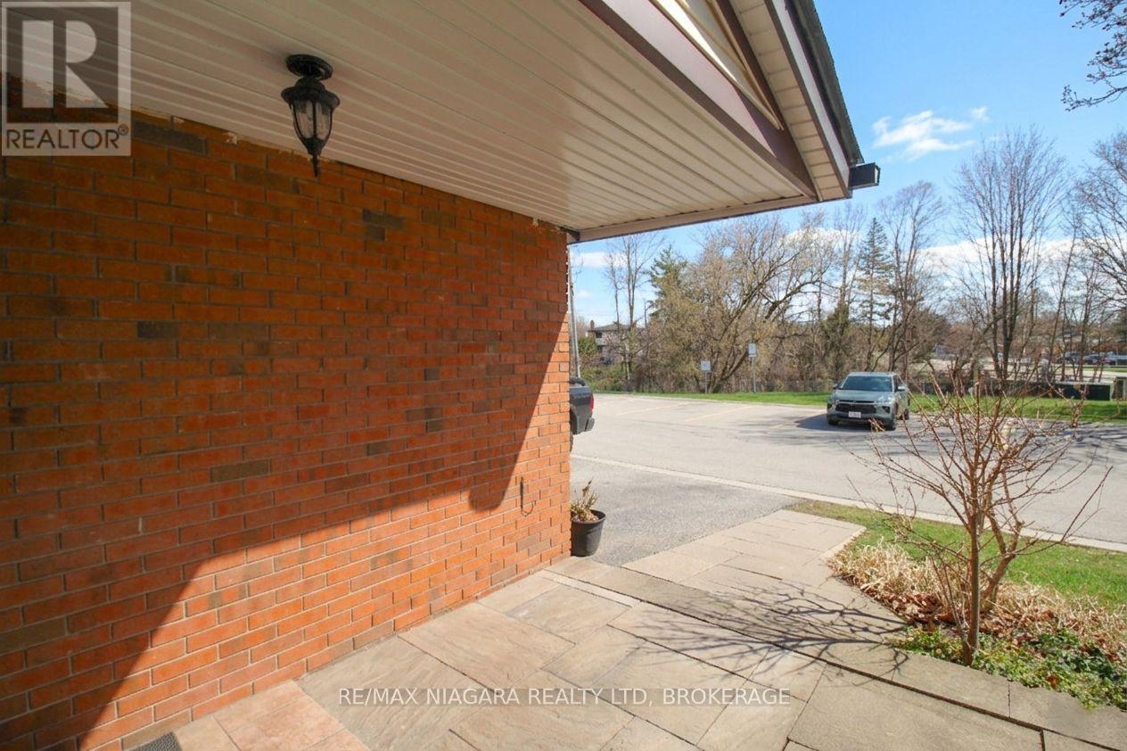 106 - 5095 Pinedale Avenue, Burlington, Ontario  L7L 5K3 - Photo 3 - W13022228