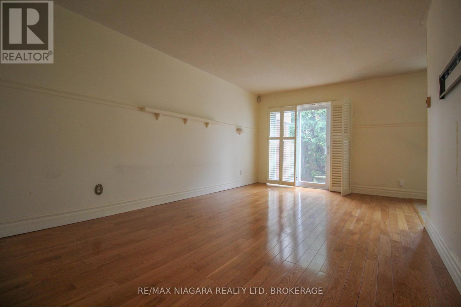 106 - 5095 Pinedale Avenue, Burlington, Ontario  L7L 5K3 - Photo 7 - W13022228