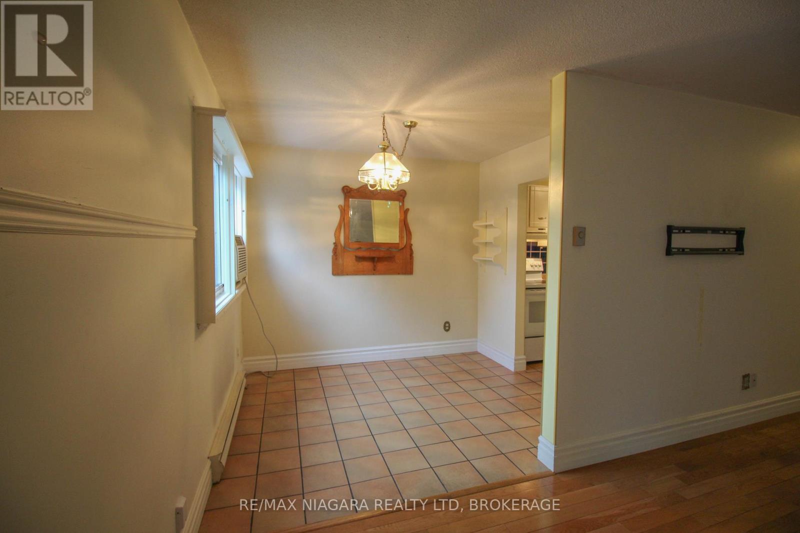 106 - 5095 Pinedale Avenue, Burlington, Ontario  L7L 5K3 - Photo 8 - W13022228