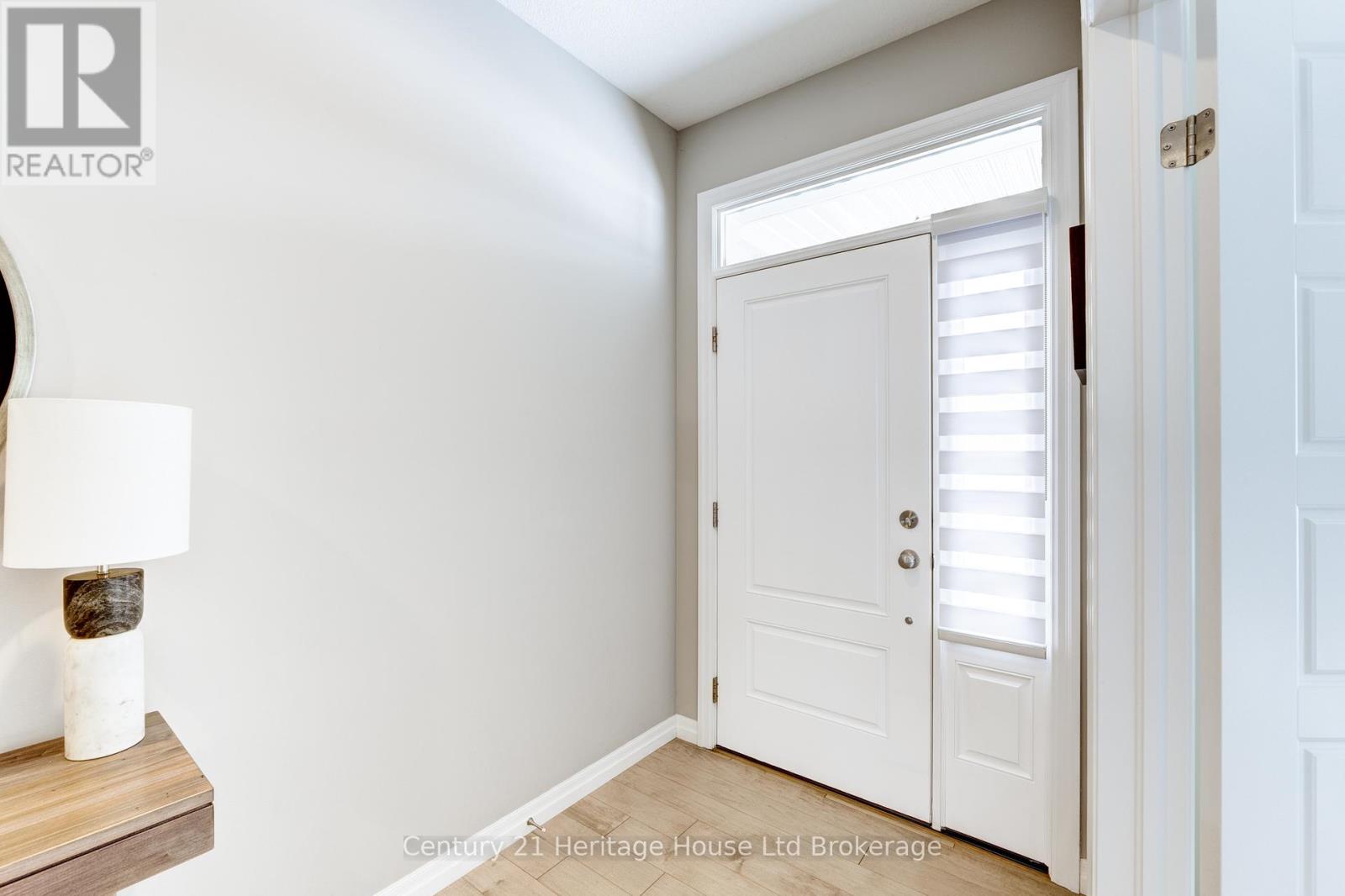 29 Keba Crescent, Tillsonburg, Ontario  N4G 0K6 - Photo 4 - X13022082