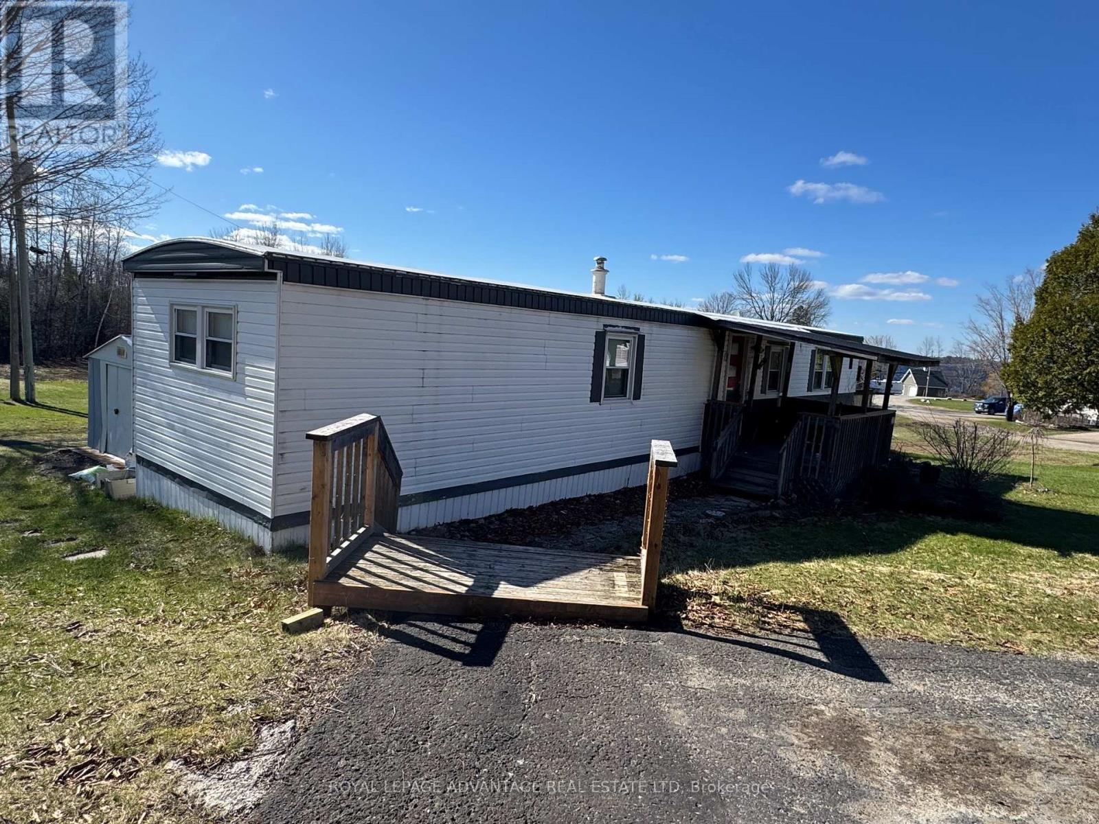 266 Hillview Road, Drummond/north Elmsley, Ontario  K7H 3C8 - Photo 2 - X12803350