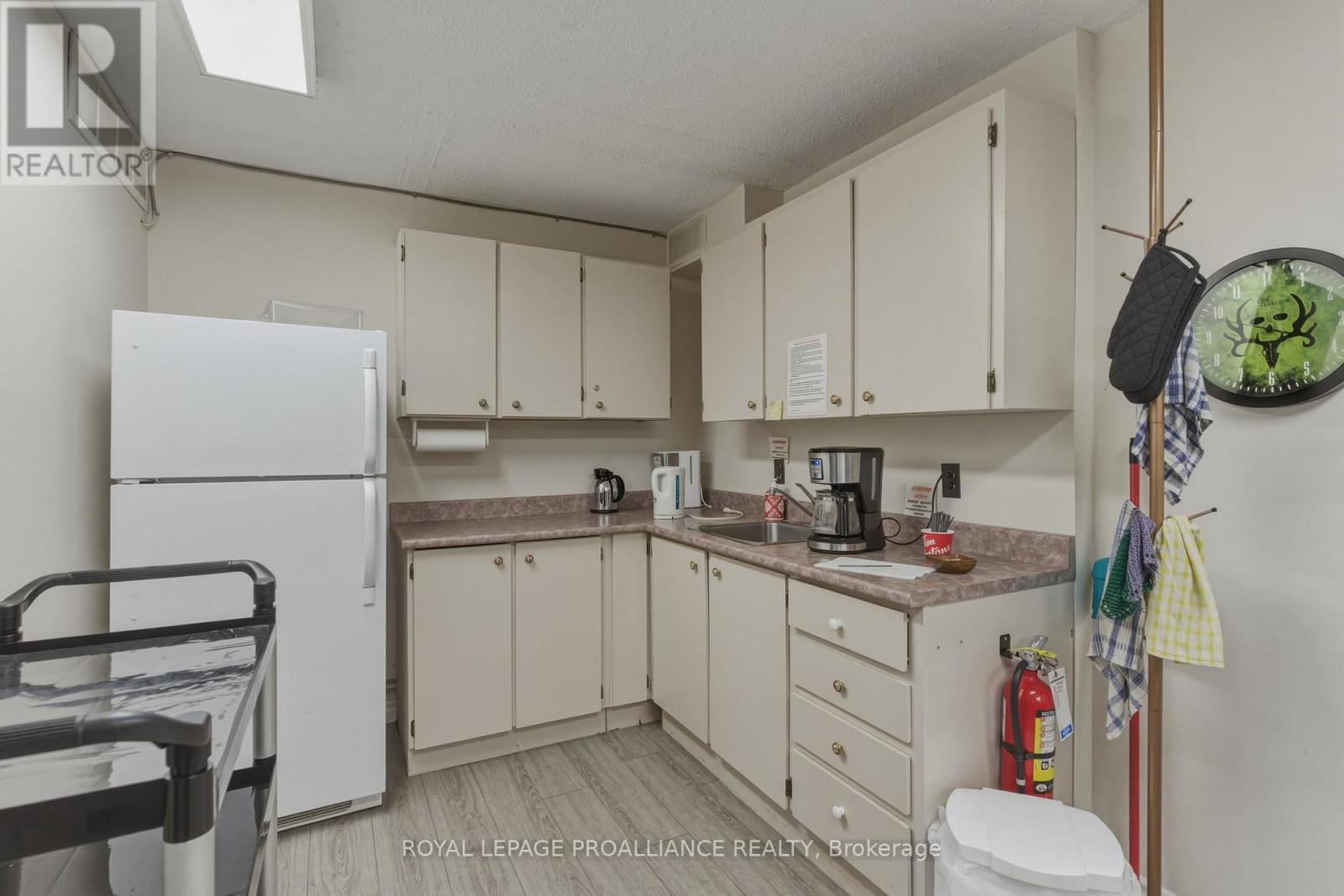 410 - 3 Apple Street, Brockville, Ontario  K6V 4X5 - Photo 44 - X13022088