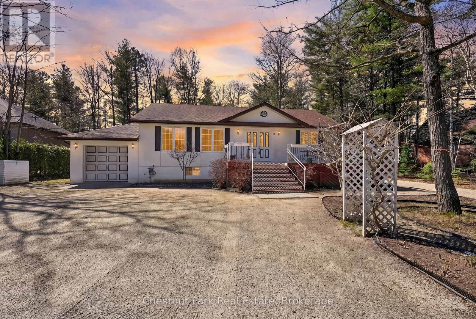 50 VINCENT CIRCLE, Tiny, Ontario