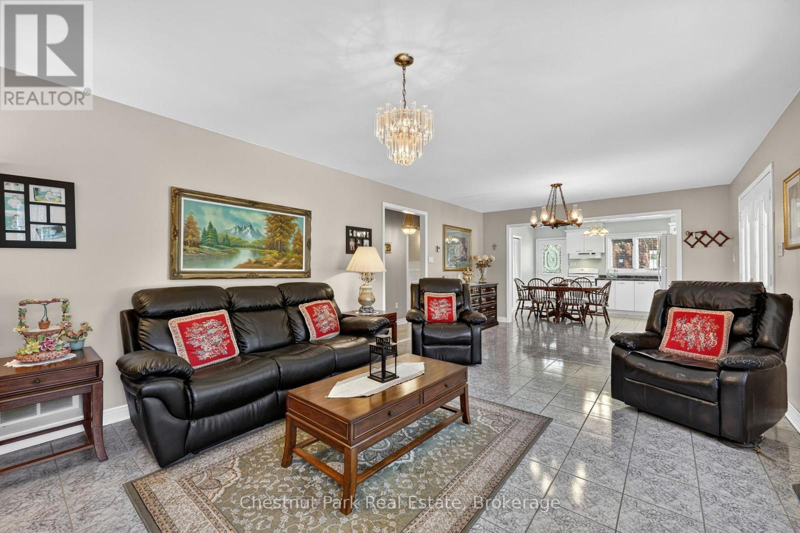 50 Vincent Circle, Tiny, Ontario  L0L 2T0 - Photo 13 - S13022186