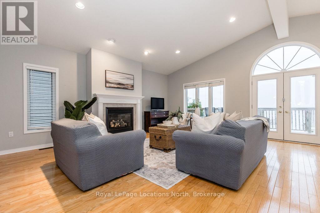 46 William Avenue, Wasaga Beach, Ontario  L9Z 2X3 - Photo 8 - S13022188