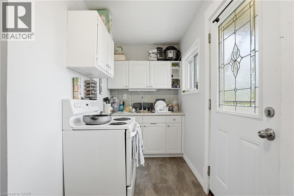 239 York Street, St. Catharines, Ontario  L2R 6G5 - Photo 11 - 40822615