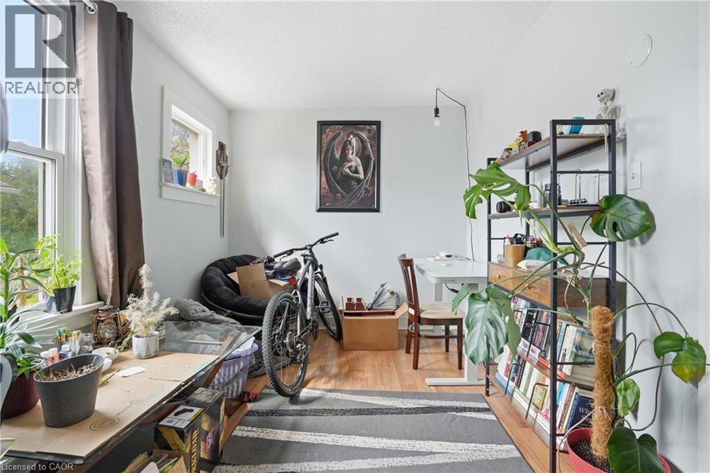 239 York Street, St. Catharines, Ontario  L2R 6G5 - Photo 14 - 40822615