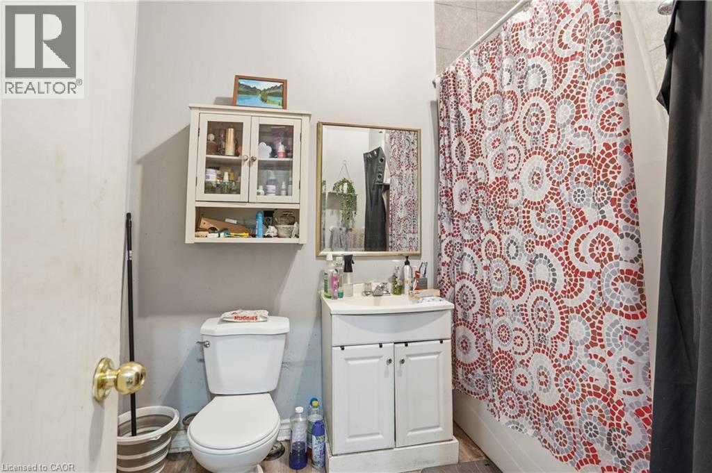 239 York Street, St. Catharines, Ontario  L2R 6G5 - Photo 16 - 40822615