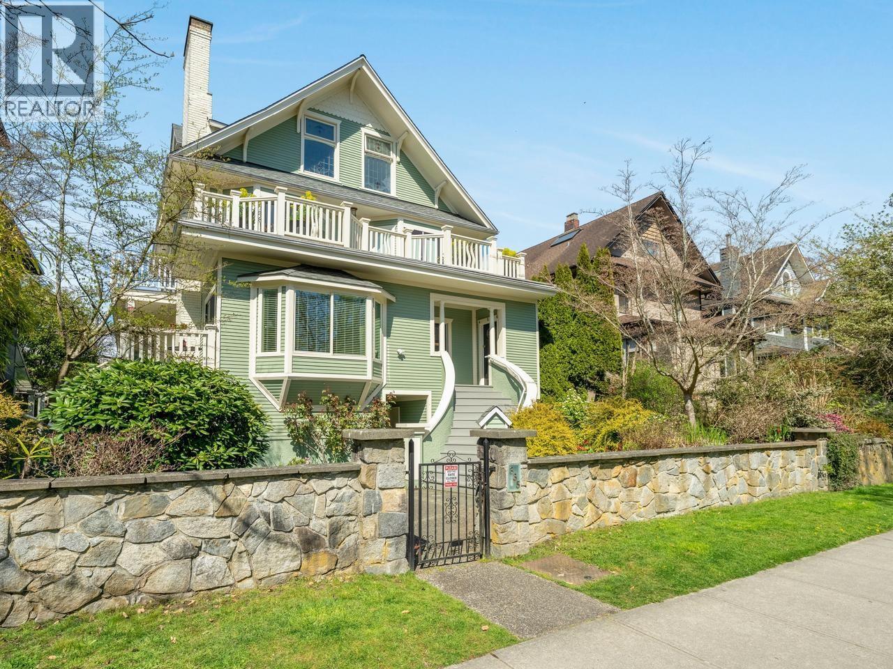 6 335 W 13th Avenue, Vancouver, British Columbia  V5Y 1W2 - Photo 1 - R3113431