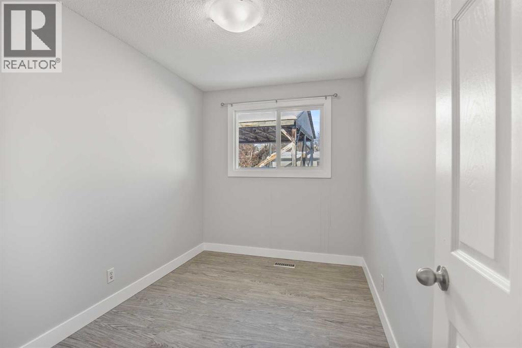 6007 59 Street, Red Deer, Alberta  T4N 5L1 - Photo 10 - A2302612