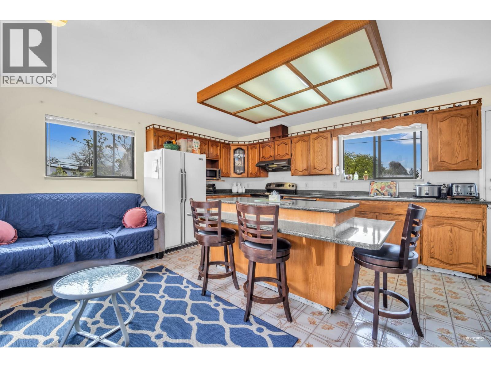 3088 School Avenue, Vancouver, British Columbia  V5R 5M8 - Photo 11 - R3113046