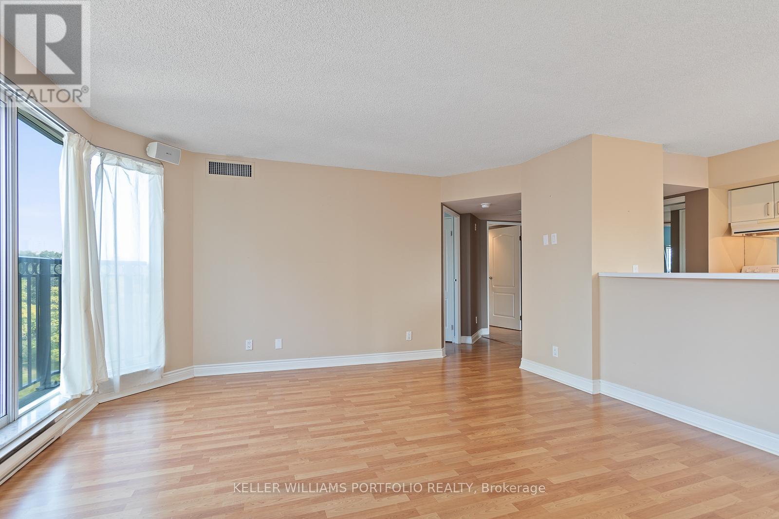 604 - 97 Lawton Boulevard, Toronto, Ontario  M4V 1Z6 - Photo 13 - C12937238