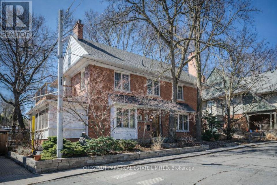 56 POPLAR PLAINS ROAD, Toronto, Ontario