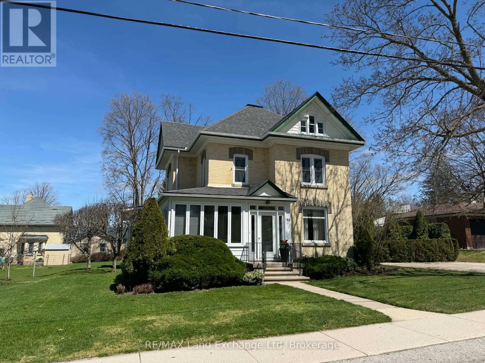 85 PATRICK STREET E, North Huron, Ontario