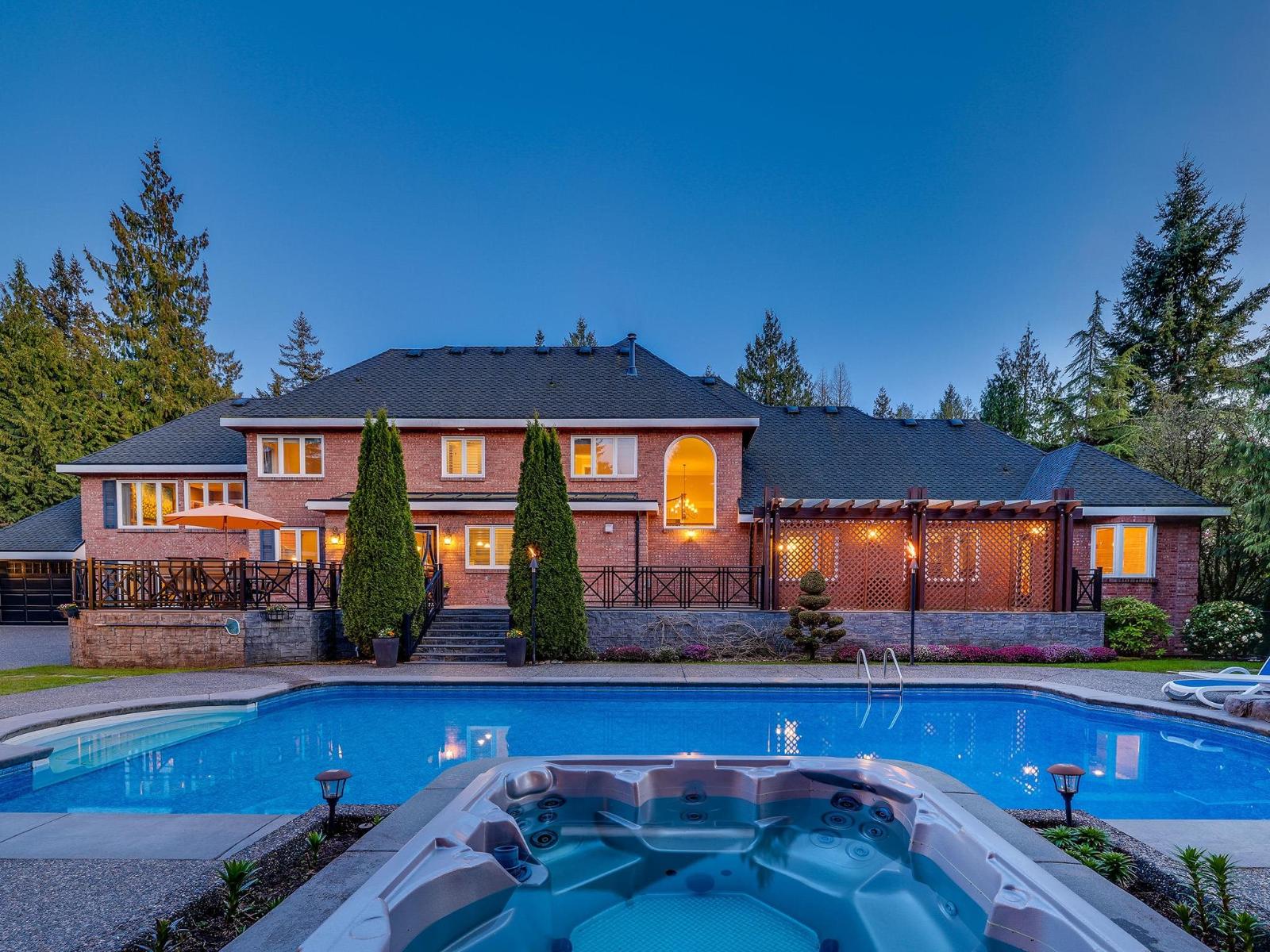 13789 32 Avenue, Surrey, British Columbia  V4P 2B6 - Photo 1 - R3113183