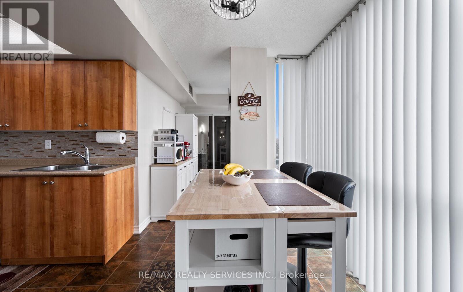 506 - 21 Markbrook Lane, Toronto, Ontario  M9V 5E4 - Photo 24 - W13000732