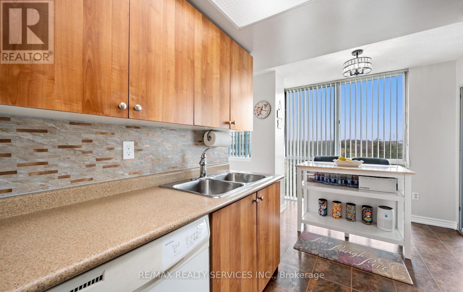 506 - 21 Markbrook Lane, Toronto, Ontario  M9V 5E4 - Photo 19 - W13000732