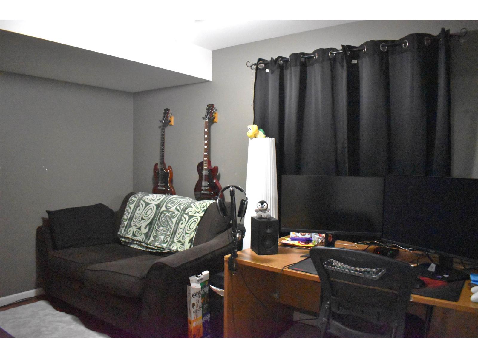 32997 Desbrisay Avenue, Mission, British Columbia  V2V 7R6 - Photo 19 - R3087635