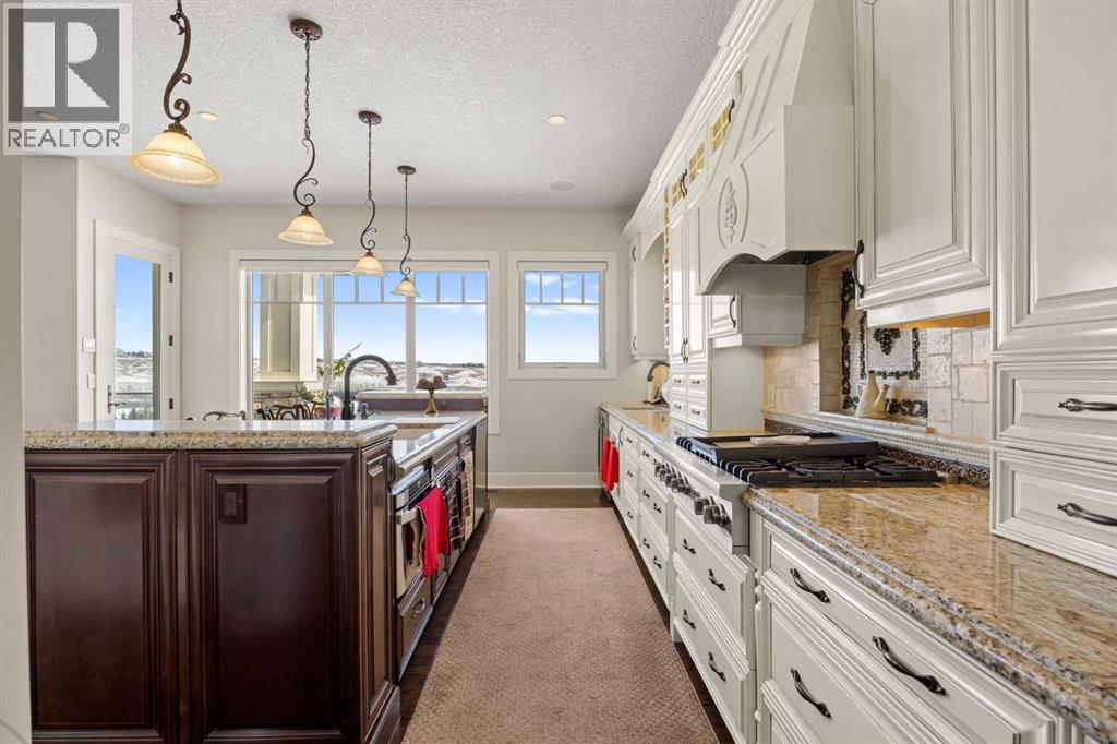 221 Emerald Bay Drive, Rural Rocky View County, Alberta  T3Z 3G1 - Photo 11 - A2301354