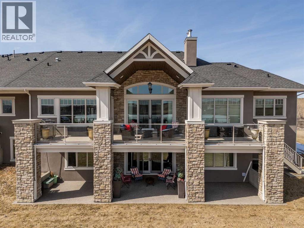 221 Emerald Bay Drive, Rural Rocky View County, Alberta  T3Z 3G1 - Photo 4 - A2301354