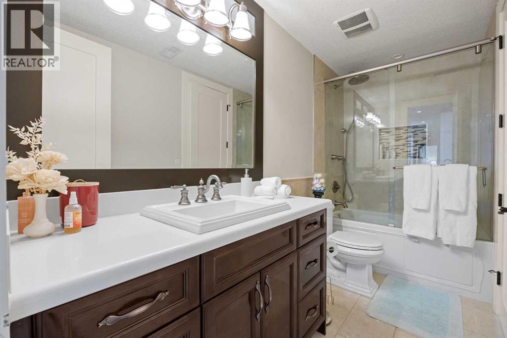 221 Emerald Bay Drive, Rural Rocky View County, Alberta  T3Z 3G1 - Photo 32 - A2301354