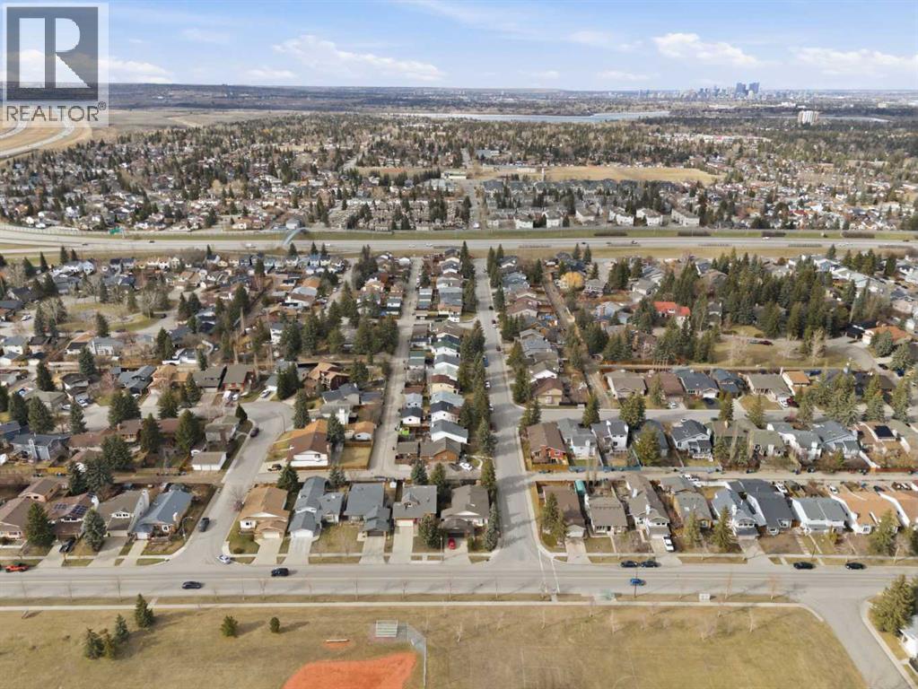 427 Woodbine Boulevard Sw, Calgary, Alberta  T2W 4G9 - Photo 11 - A2302139