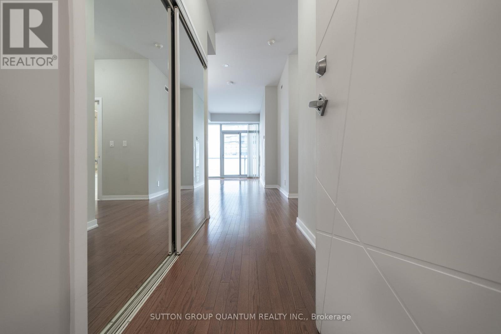 3109 - 12 York Street, Toronto, Ontario  M5J 0A9 - Photo 2 - C13022090