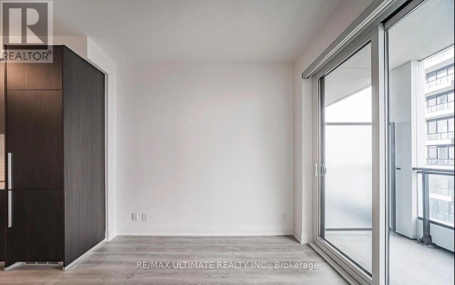 2702 - 65 Broadway Avenue, Toronto, Ontario  M4P 1T9 - Photo 11 - C13022190