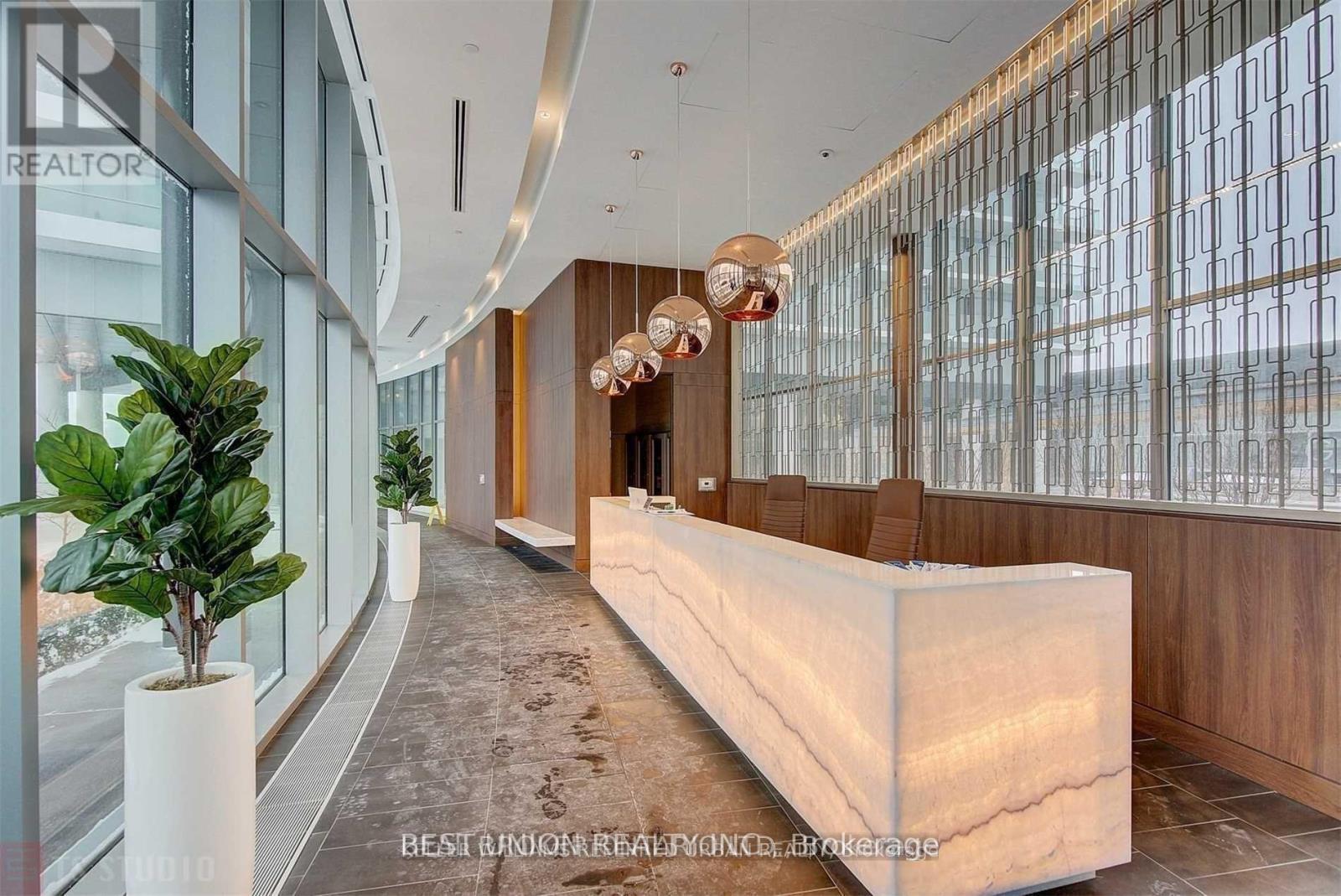 1905 - 117 Mcmahon Drive, Toronto, Ontario  M2K 2X9 - Photo 2 - C13022196