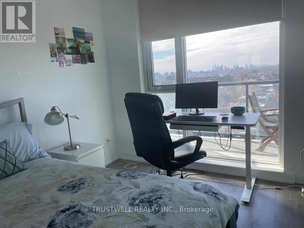 1216 - 297 College Street, Toronto, Ontario  M5T 0C2 - Photo 4 - C13022212