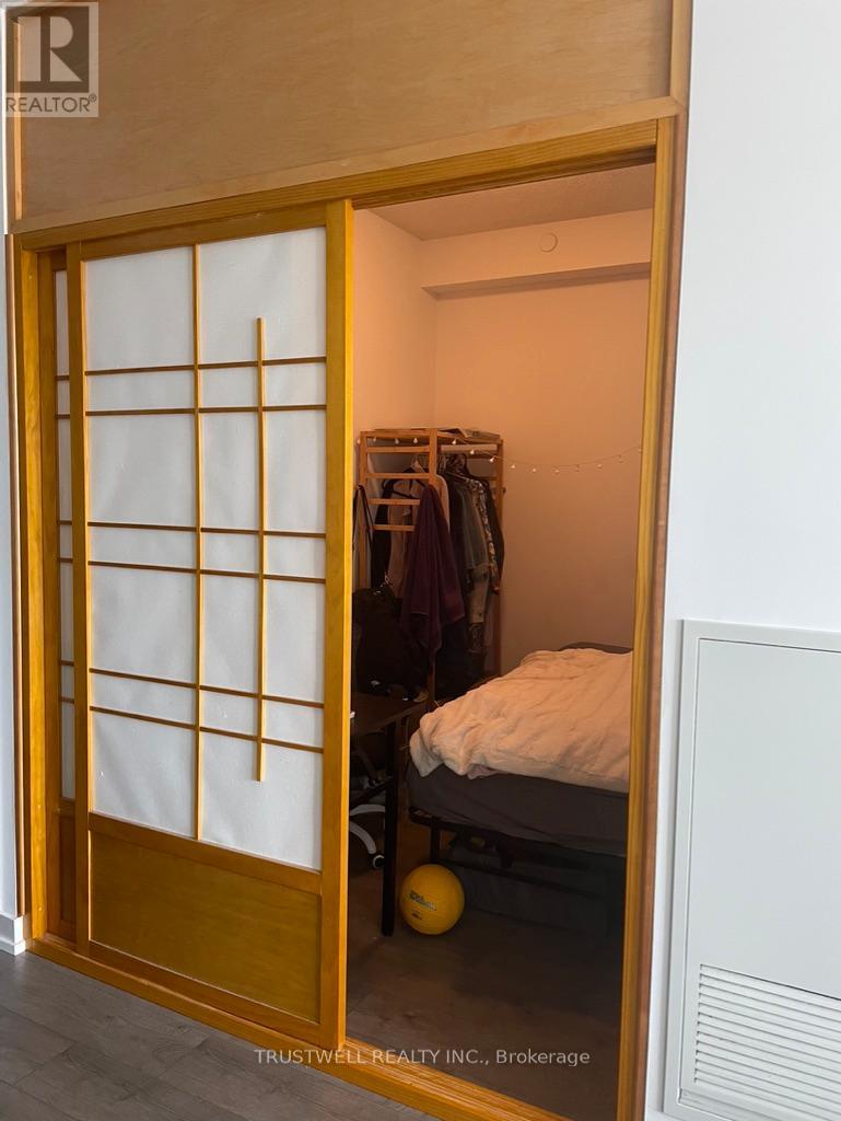 1216 - 297 College Street, Toronto, Ontario  M5T 0C2 - Photo 5 - C13022212