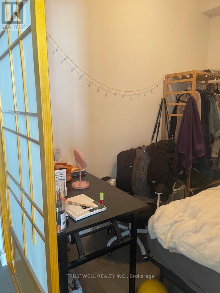 1216 - 297 College Street, Toronto, Ontario  M5T 0C2 - Photo 6 - C13022212