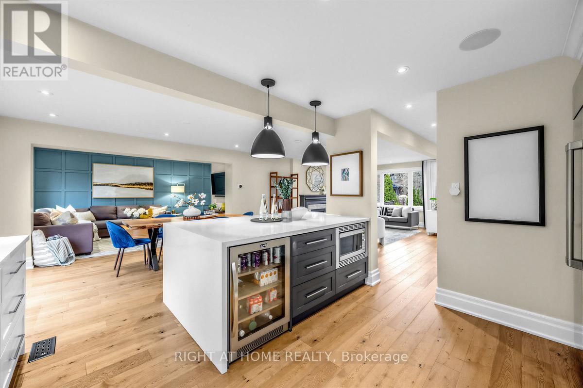 21 Austin Terrace, Toronto, Ontario  M5R 1Y2 - Photo 8 - C13022232