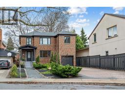 21 AUSTIN TERRACE, Toronto, Ontario