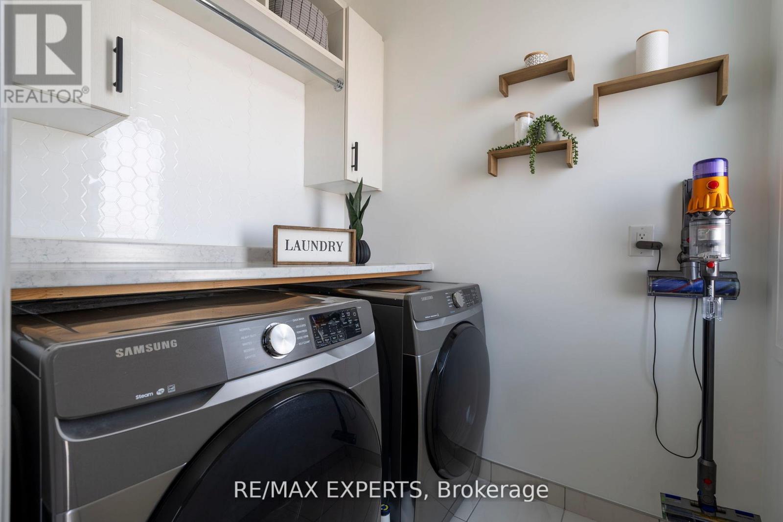 6 Hughes Lane, New Tecumseth, Ontario  L0G 1W0 - Photo 27 - N13022182