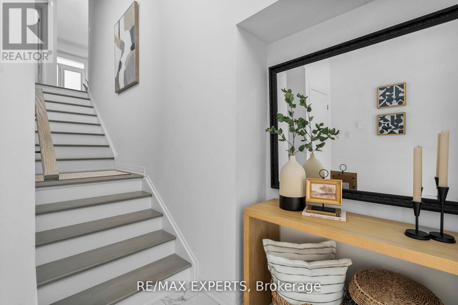 6 Hughes Lane, New Tecumseth, Ontario  L0G 1W0 - Photo 5 - N13022182